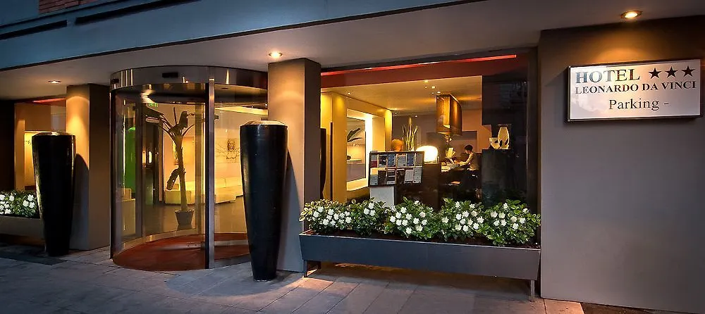 Hotel Leonardo Da Vinci Florens 4*,