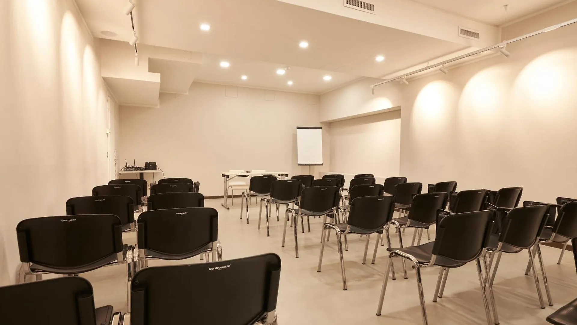 Hotel Leonardo Da Vinci Firenze 4*,