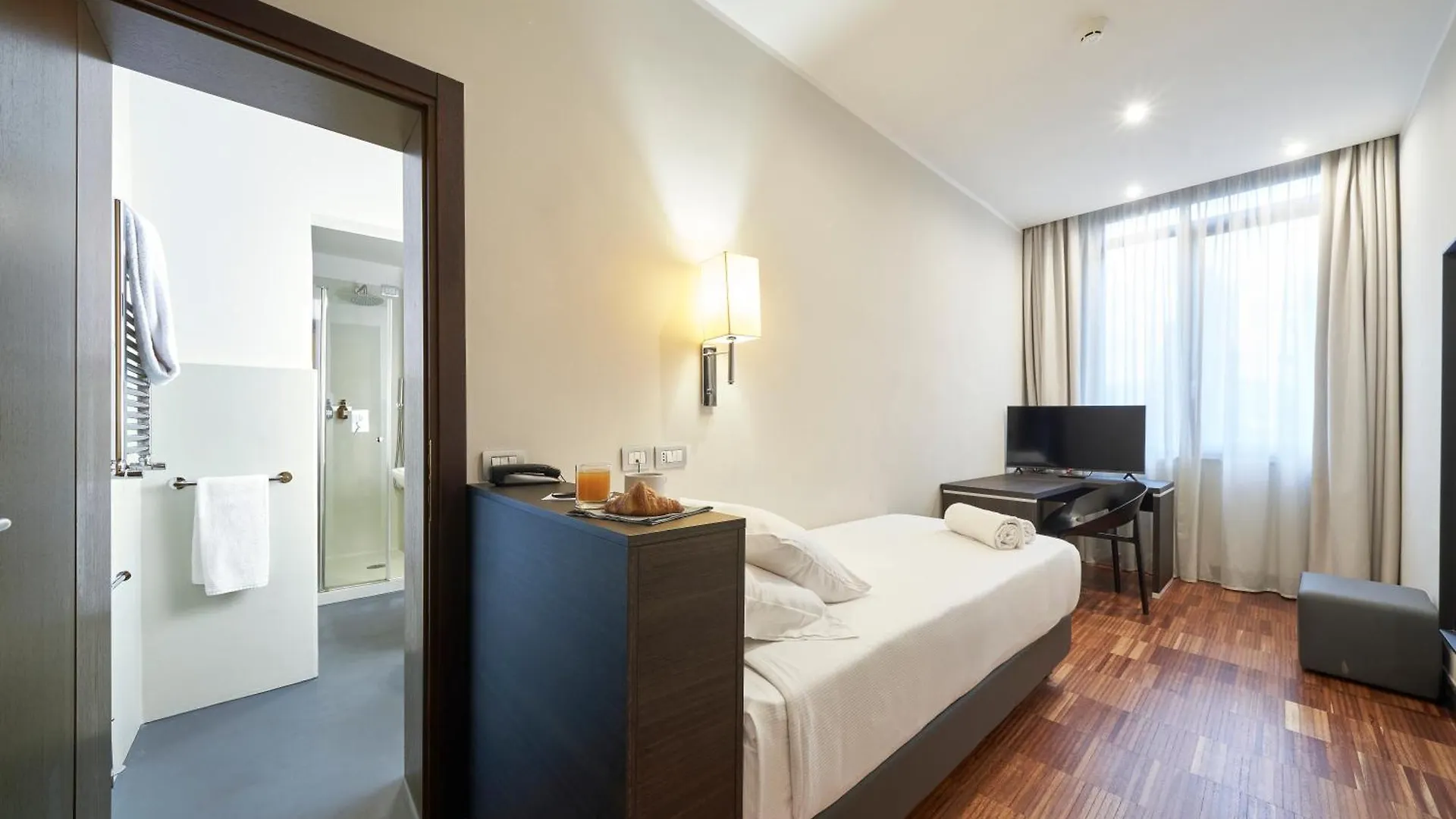 Hotel Leonardo Da Vinci Florence